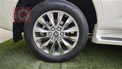 تۆیۆتا لاند کروزەر